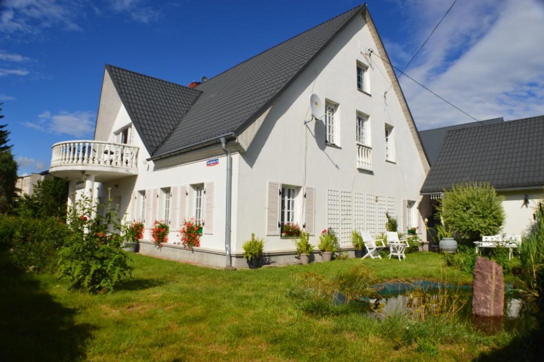 Bialy Dwor Villa Kostrzyca Exterior photo